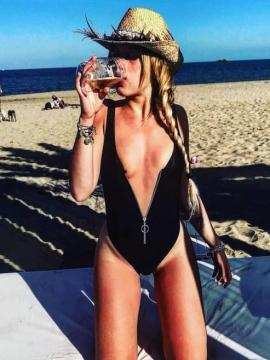 OnlyFans - BIKINI GIRLS 👧 😍 Scene 221 — photo 9 of 20