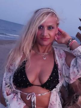 OnlyFans - BIKINI GIRLS 👧 😍 Scene 400 — photo 1 of 20