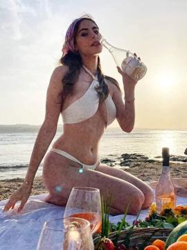 OnlyFans - BIKINI GIRLS 👧 😍 Scene 458 — photo 12 of 20