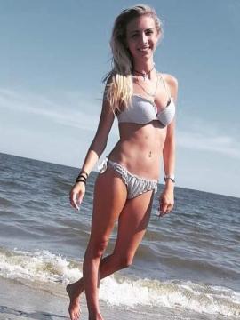 OnlyFans - BIKINI GIRLS 👧 😍 Scene 478 — photo 11 of 20