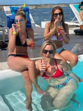 OnlyFans - BIKINI GIRLS 👧 😍 Scene 498