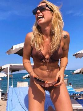 OnlyFans - BIKINI GIRLS 👧 😍 Scene 520
