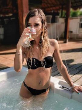 OnlyFans - BIKINI GIRLS 👧 😍 Scene 538 — photo 4 of 20
