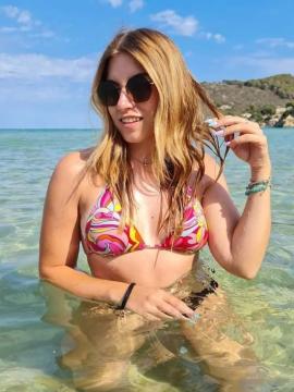 OnlyFans - BIKINI GIRLS 👧 😍 Scene 539 — photo 1 of 20