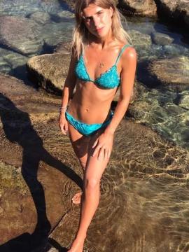 OnlyFans - BIKINI GIRLS 👧 😍 Scene 540 — photo 1 of 20