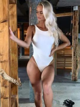 OnlyFans - BIKINI GIRLS 👧 😍 Scene 541 — photo 2 of 20