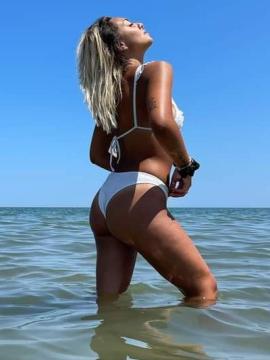 OnlyFans - BIKINI GIRLS 👧 😍 Scene 560 — photo 17 of 20