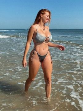 OnlyFans - BIKINI GIRLS 👧 😍 Scene 584 — photo 7 of 20