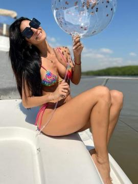 OnlyFans - BIKINI GIRLS 👧 😍 Scene 626 — photo 2 of 20