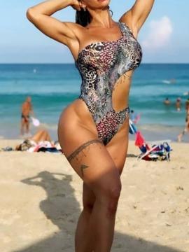 OnlyFans - BIKINI GIRLS 👧 😍 Scene 642 — photo 2 of 20