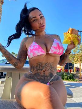 OnlyFans - BIKINI GIRLS 👧 😍 Scene 658 — photo 18 of 20