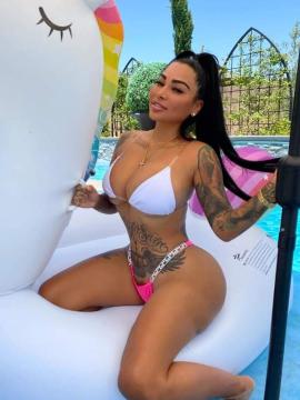 OnlyFans - BIKINI GIRLS 👧 😍 Scene 659 — photo 4 of 20