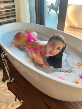 OnlyFans - BIKINI GIRLS 👧 😍 Scene 700 — photo 11 of 20