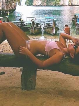 OnlyFans - BIKINI GIRLS 👧 😍 Scene 741 — photo 4 of 20
