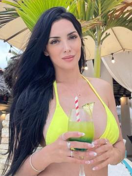 OnlyFans - BIKINI GIRLS 👧 😍 Scene 810 — photo 18 of 20