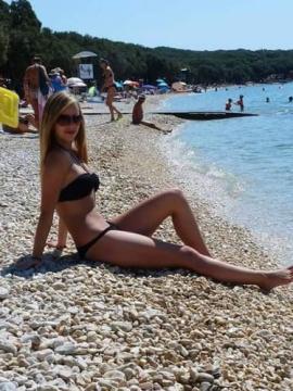OnlyFans - BIKINI GIRLS 👧 😍 Scene 892 — photo 2 of 20