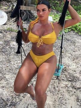 OnlyFans - BIKINI GIRLS 👧 😍 Scene 925 — photo 14 of 20