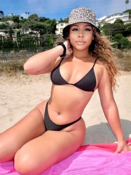 OnlyFans - BIKINI GIRLS 👧 😍 Scene 927 — photo 18 of 20