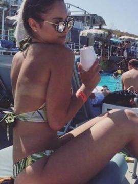OnlyFans - BIKINI GIRLS 👧 😍 Scene 957 — photo 18 of 20