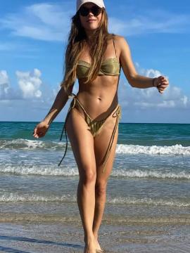 OnlyFans - BIKINI GIRLS 👧 😍 Scene 968 — photo 11 of 20