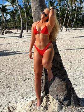 OnlyFans - BIKINI GIRLS 👧 😍 Scene 975 — photo 19 of 20