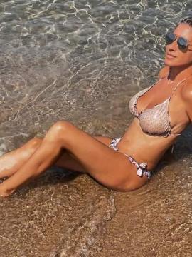 OnlyFans - BIKINI GIRLS 👧 😍 Scene 992 — photo 13 of 20
