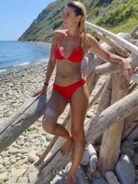 OnlyFans - BIKINI GIRLS 👧 😍 Scene 996 — photo 16 of 20