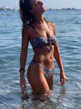 OnlyFans - BIKINI GIRLS 👧 😍 Scene 997 — photo 7 of 20
