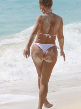 OnlyFans - BIKINI GIRLS 👧 😍 Scene 1200 — photo 17 of 20