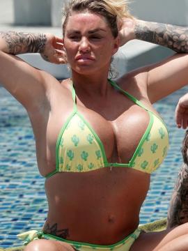 OnlyFans - BIKINI GIRLS 👧 😍 Scene 1338 — photo 2 of 20