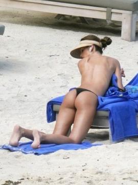 OnlyFans - BIKINI GIRLS 👧 😍 Scene 1381 — photo 1 of 20