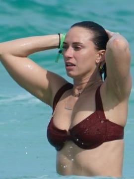 OnlyFans - BIKINI GIRLS 👧 😍 Scene 1536 — photo 11 of 20
