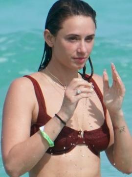 OnlyFans - BIKINI GIRLS 👧 😍 Scene 1536 — photo 16 of 20