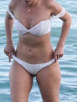 OnlyFans - BIKINI GIRLS 👧 😍 Scene 1547 — photo 2 of 20
