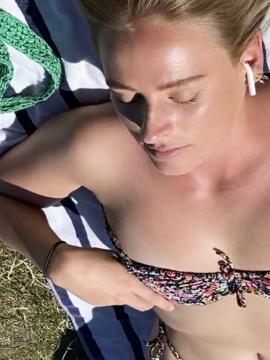 OnlyFans - BIKINI GIRLS 👧 😍 Scene 1653 — photo 14 of 20