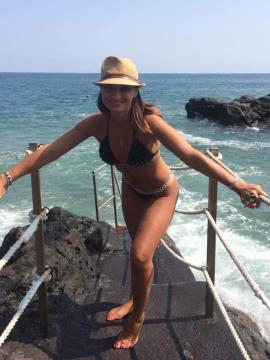 OnlyFans - BIKINI GIRLS 👧 😍 Scene 1713 — photo 2 of 20