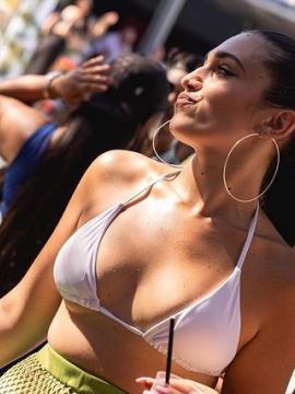 OnlyFans - BIKINI GIRLS 👧 😍 Scene 1939 — photo 1 of 20