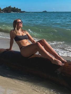 OnlyFans - BIKINI GIRLS 👧 😍 Scene 1955