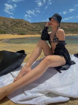 OnlyFans - BIKINI GIRLS 👧 😍 Scene 1970 — photo 18 of 20