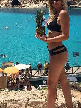 OnlyFans - BIKINI GIRLS 👧 😍 Scene 1985 — photo 1 of 20