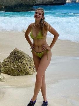 OnlyFans - BIKINI GIRLS 👧 😍 Scene 1987 — photo 18 of 20