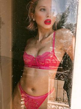 OnlyFans - BIKINI GIRLS 👧 😍 Scene 2011 — photo 7 of 20
