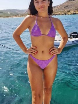 OnlyFans - BIKINI GIRLS 👧 😍 Scene 2044