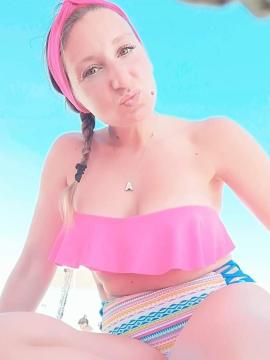 OnlyFans - BIKINI GIRLS 👧 😍 Scene 2055 — photo 3 of 20