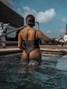 OnlyFans - BIKINI GIRLS 👧 😍 Scene 2063 — photo 16 of 20