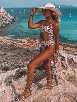 OnlyFans - BIKINI GIRLS 👧 😍 Scene 2065 — photo 2 of 20