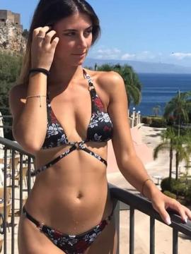 OnlyFans - BIKINI GIRLS 👧 😍 Scene 2080 — photo 17 of 20