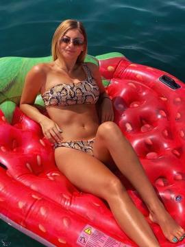 OnlyFans - BIKINI GIRLS 👧 😍 Scene 2175 — photo 12 of 20