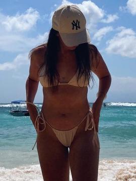 OnlyFans - BIKINI GIRLS 👧 😍 Scene 2250 — photo 16 of 20