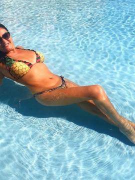 OnlyFans - BIKINI GIRLS 👧 😍 Scene 2274